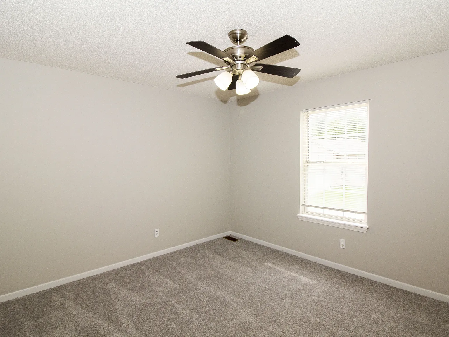 8118 Woodson Drive - 1 — Photo 4