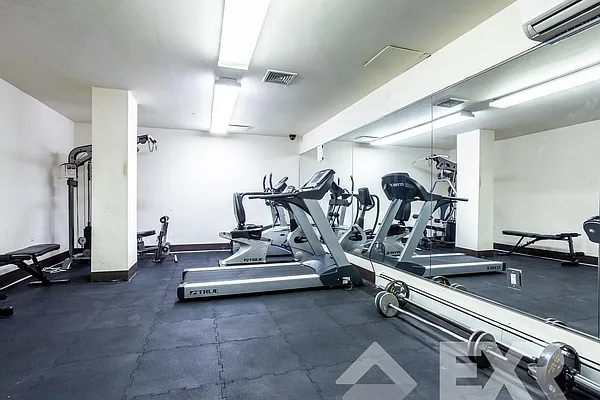 Rented by Highline Residential | media 17