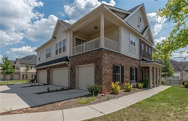 14629 Juventus St #2A — Photo 2