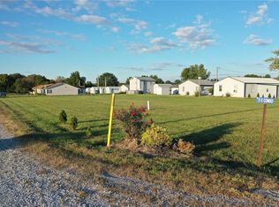 2 Ee Condo Ln, Center, MO 63436