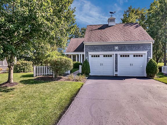 3rd image of 15230 Shoreline Dr W