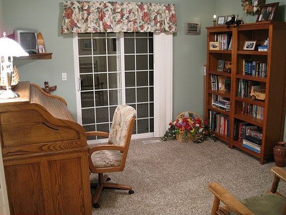 Main Flr Ofc/Den/Library