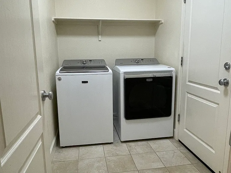 1805 Stageline Cir — Photo 36