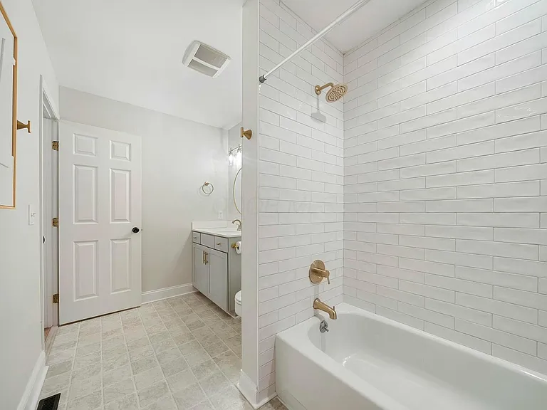 344 W 4th Ave — Photo 10