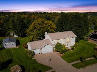1826 29th St NW, Cedar Rapids, IA 52405
