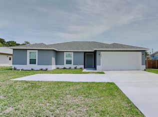 1241 SE Sandia Dr, Port Saint Lucie, FL 34983