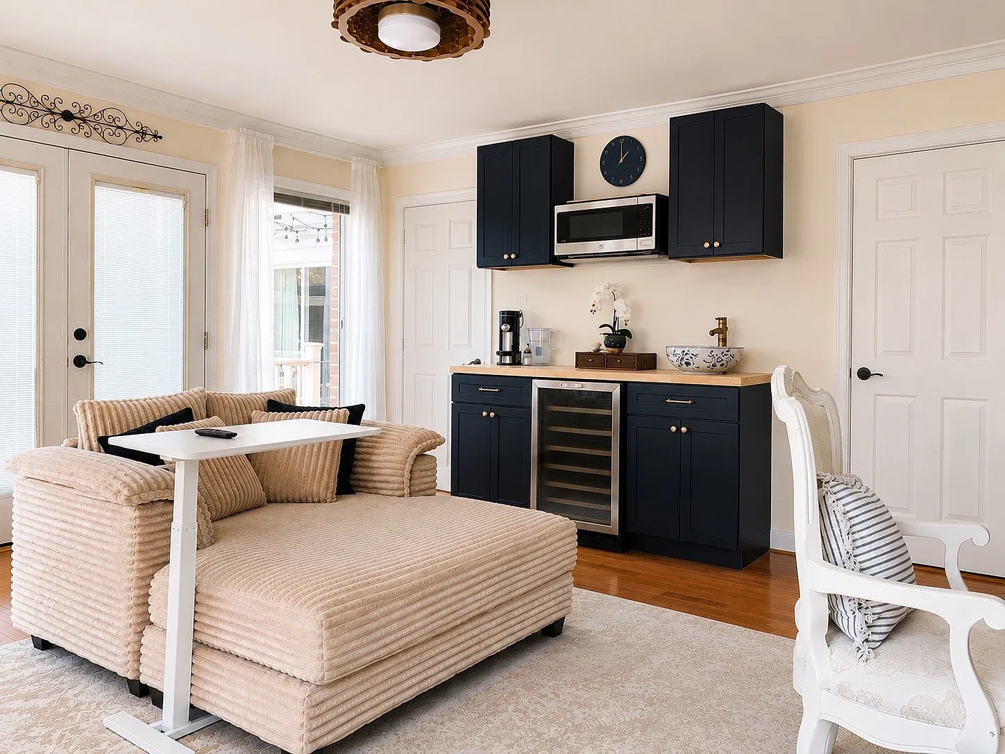 1 bed, 600 sqft, $1,995 — Photo 3