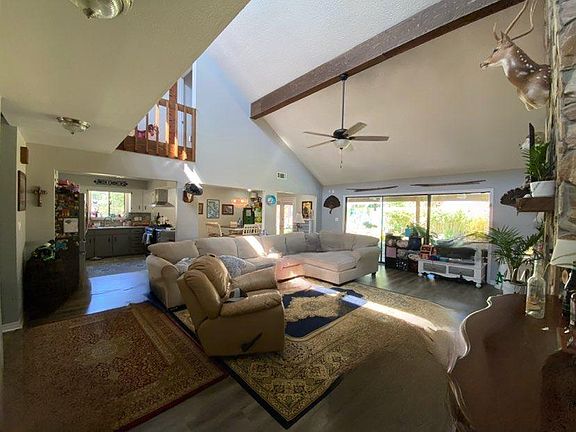 2nd image of 805 Magnolia Shores Dr
