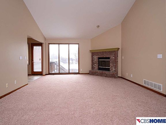 5th image of 10623 Nebraska Ave