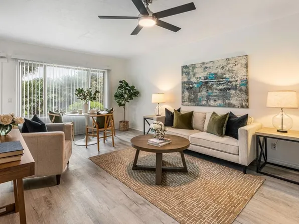 2929 Fire Mountain Dr Unit 9, Oceanside, CA 92054