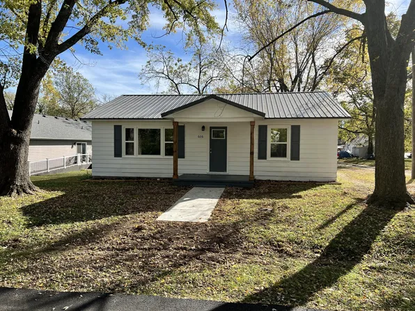 606 W Olive Street, Bolivar, MO 65613