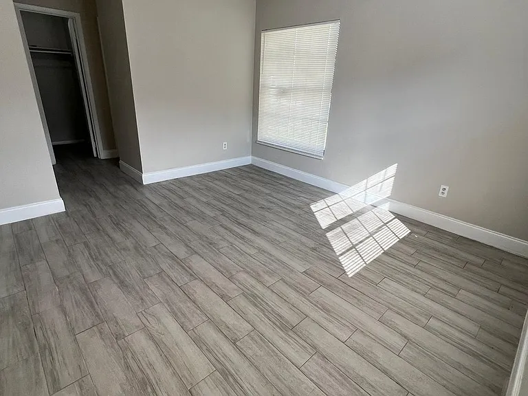 1512 Sophie Blvd — Photo 21