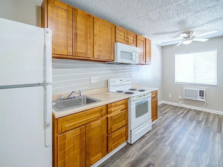 Ramada Village — Photo 16