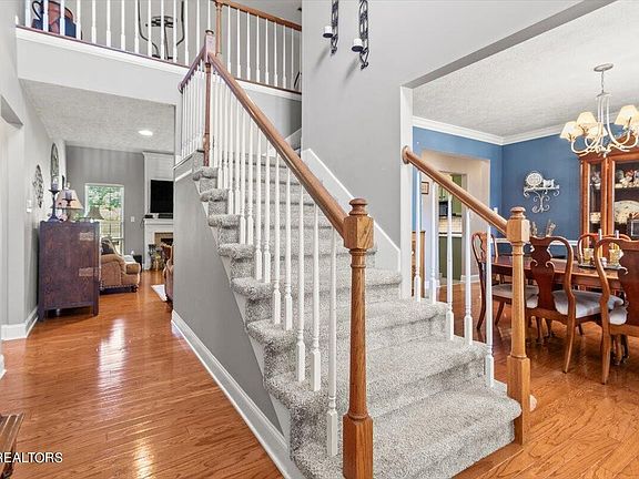 4th image of 1813 Cedardale Ln