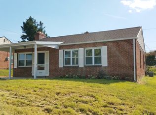 233 Sykes Rd, New Castle, DE 19720