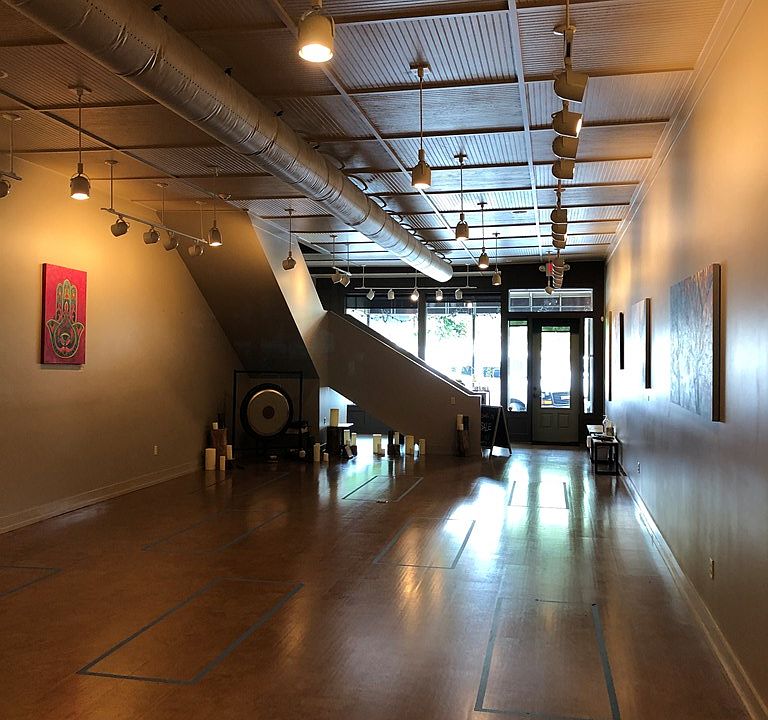 2nd image of 156 N Foster St