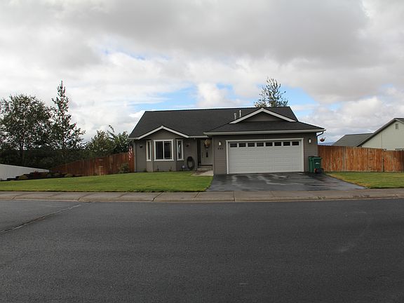 2nd image of 886 Rosemont Ct