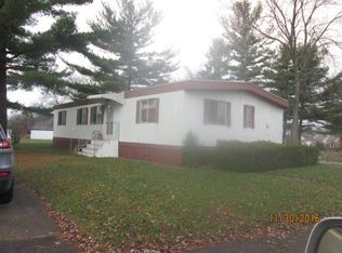 2108 Candy Ln, Brighton, MI
