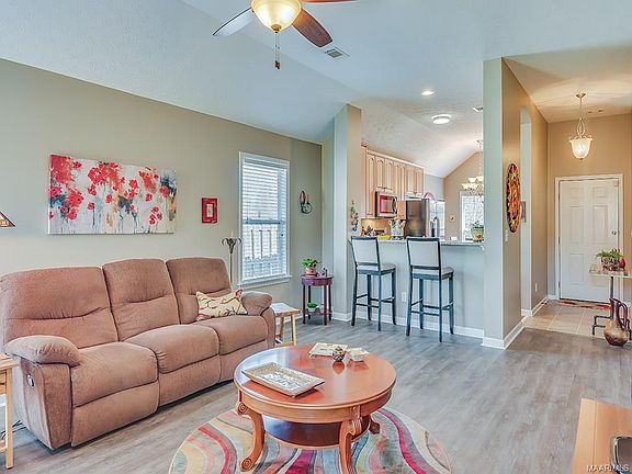 4th image of 9204 Silverberry Ct