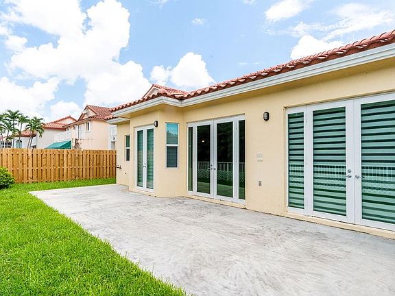 4th image of 5312 NW 106th Court