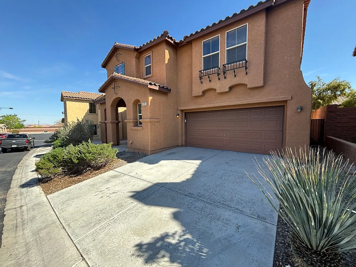 Building Photo - 10729 Broxden Junction Ave