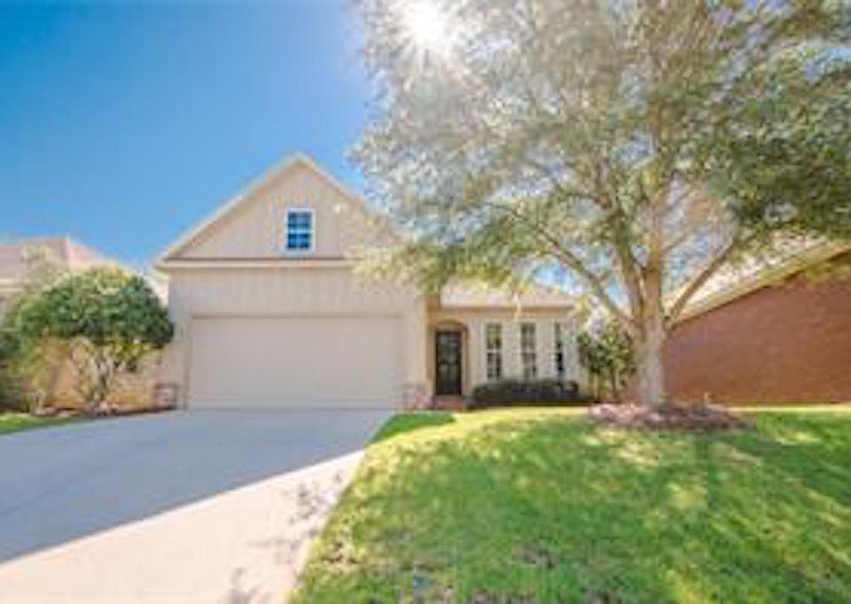 2nd image of 123 Pinnacle Ct