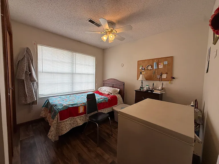 1016 Millwood Dr — Photo 8