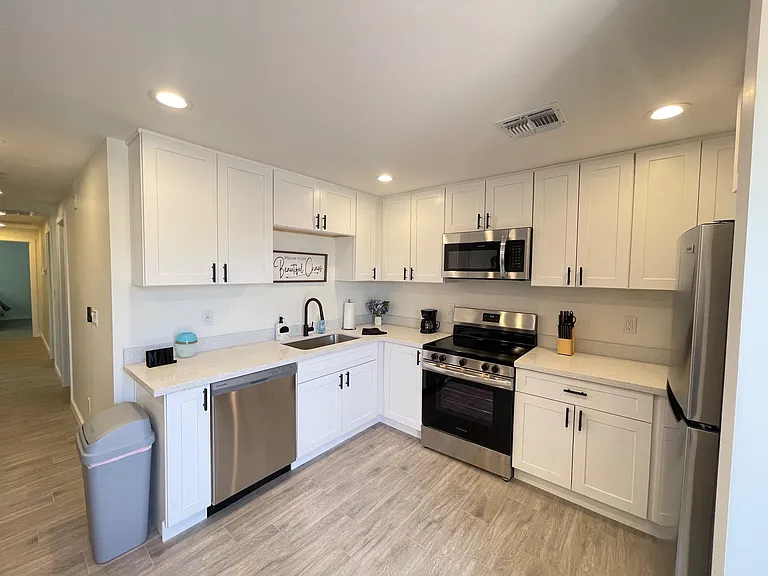 Back house kitchen