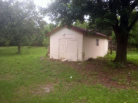 2nd image of 32044 2nd Ave