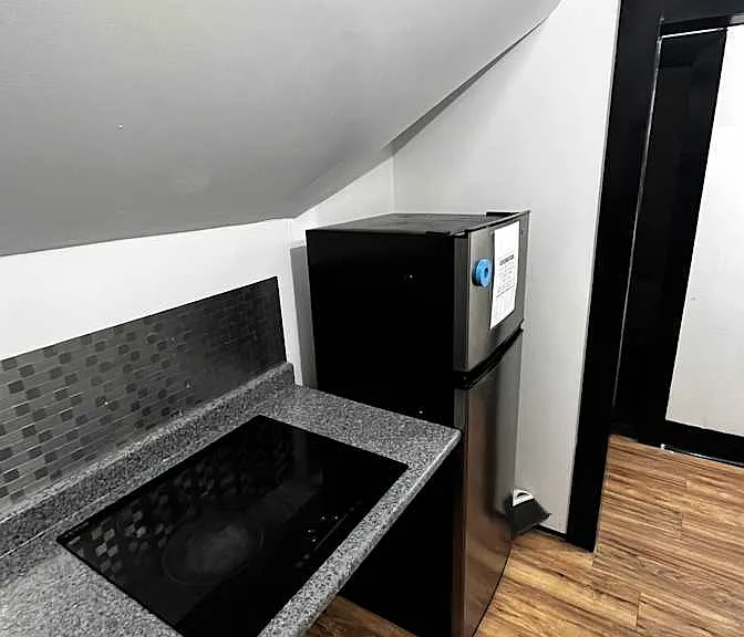 110 Pleasant St #3 — Photo 3
