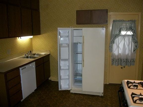 KITCHEN VIEW