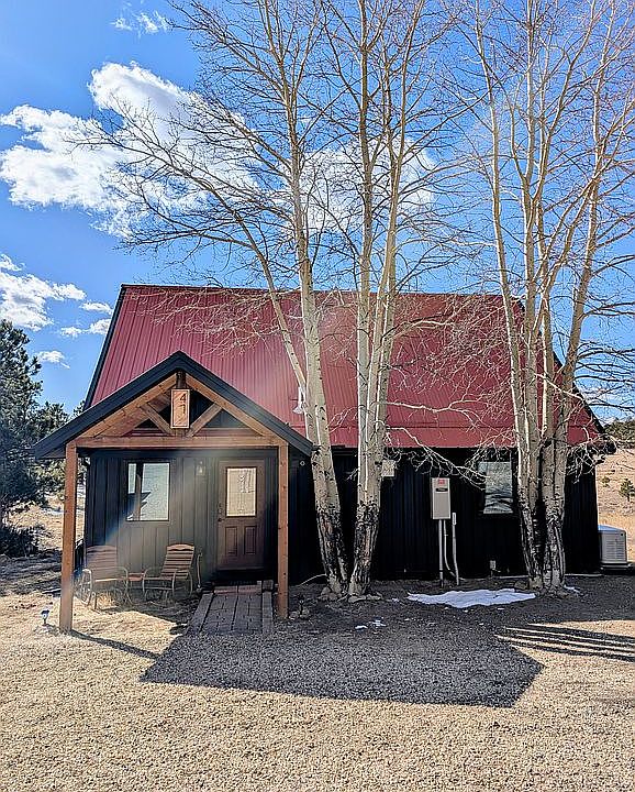1st image of 47 Little Chief Cir