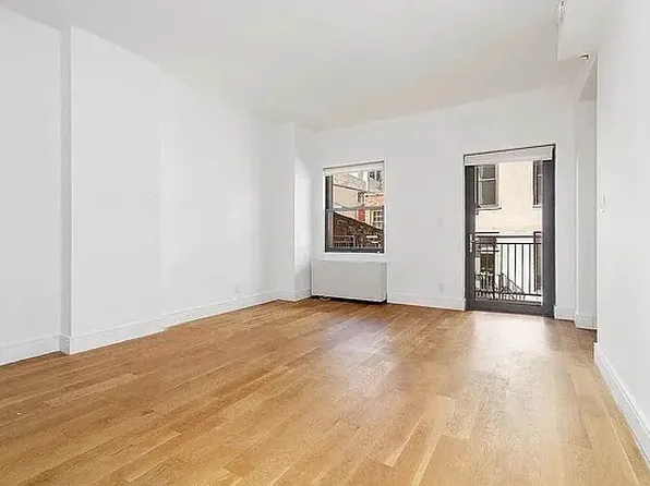254 Front Street image 1 of 17