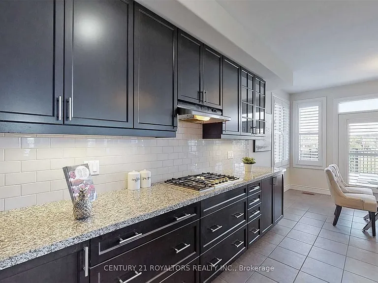 1572 Cahill Dr — Photo 11