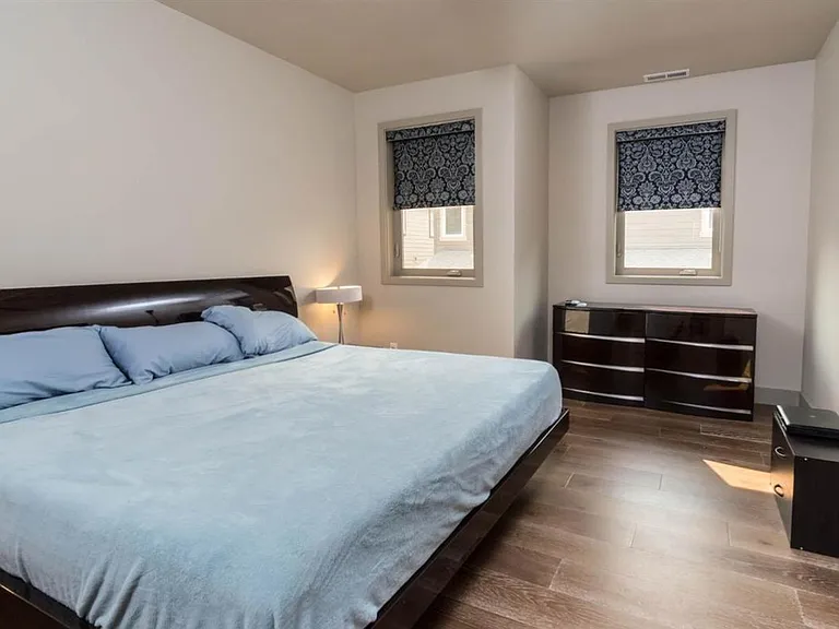 1611 NW Milwaukee Ave #1 — Photo 10