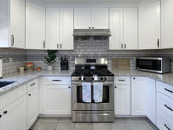 3rd image of 3625 50th St