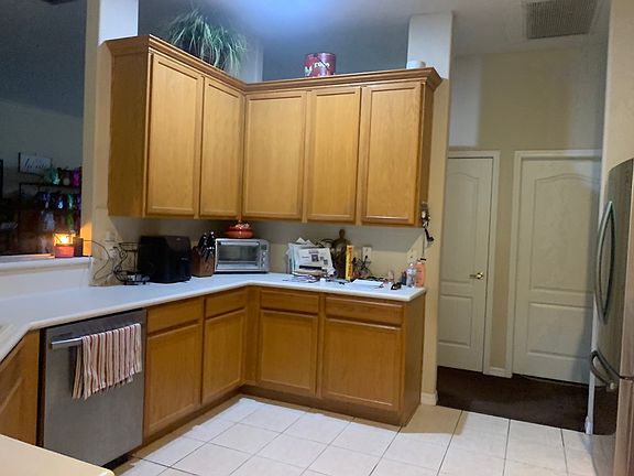 5th image of 15236 Princewood Ln