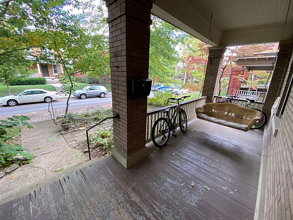 4th image of 75 E Oakland Ave #75