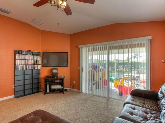 5th image of 6817 Aramon Ct