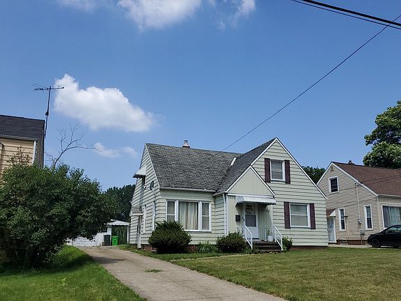 3rd image of 4750 Lawrence Ave
