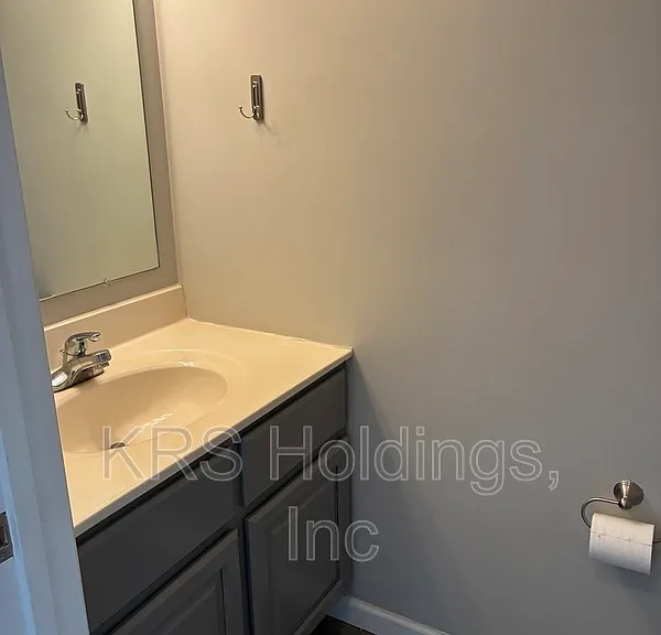 303 Joyce Dr — Photo 13