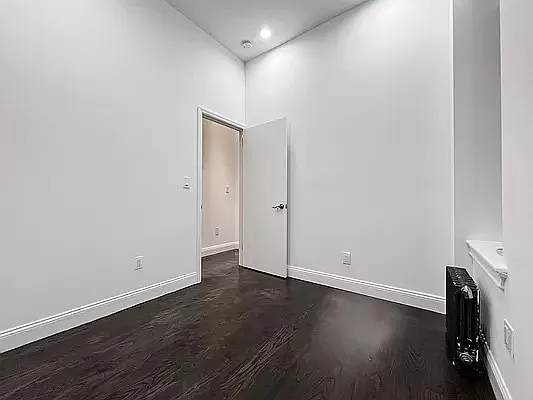 Rented by Dallien Realty Limited Liability Company | media 29