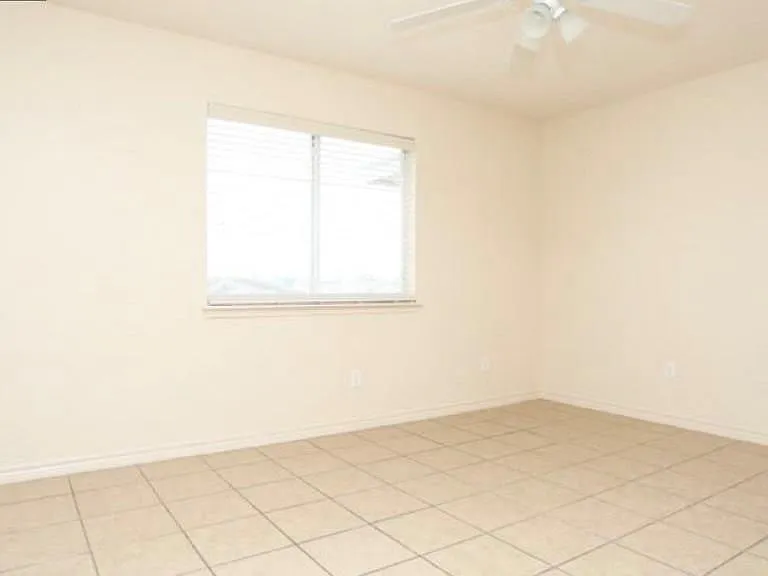 7904 Topo Chico Cir #A — Photo 8