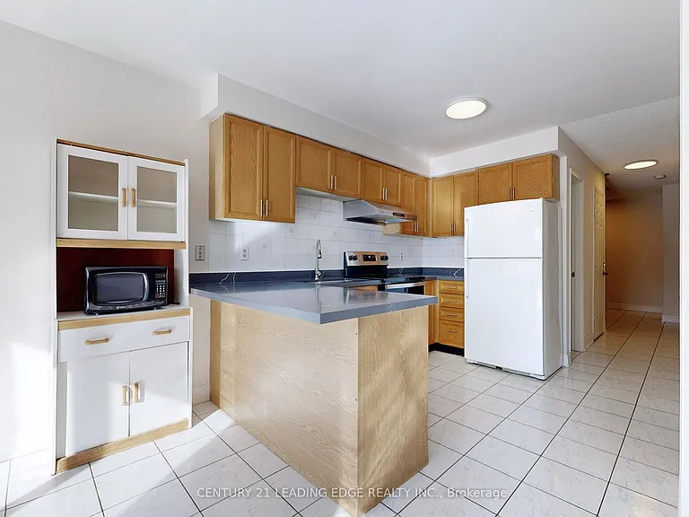 107 Joycedale St #MAIN FLOOR — Photo 11