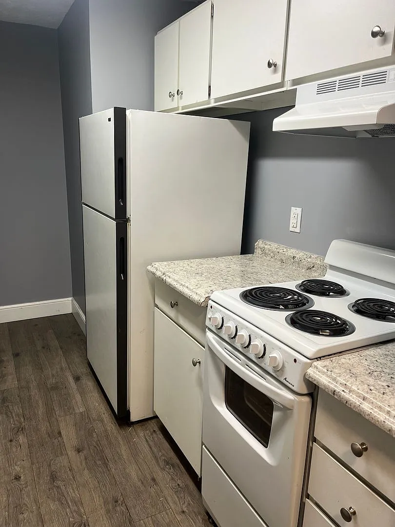 Hillcrest Avenue Apartments — Photo 4
