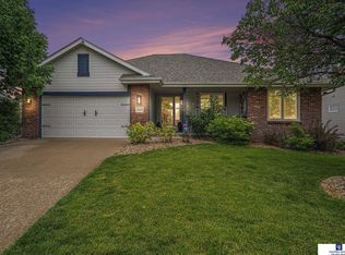 21830 Ponderosa Dr, Gretna, NE 68028