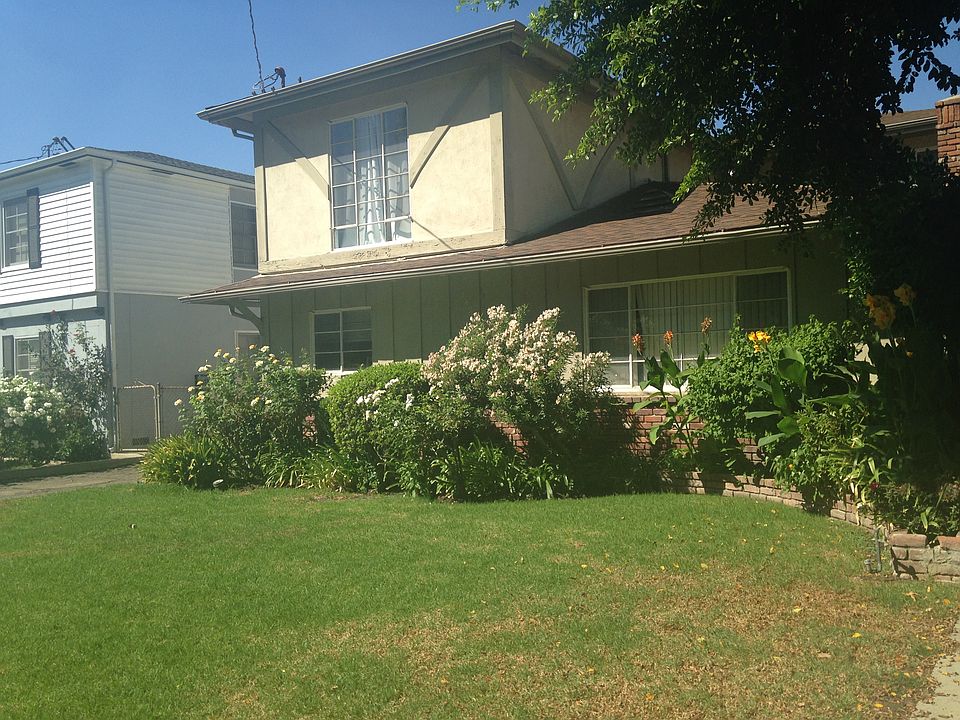 2nd image of 14961 Dickens St APT 2