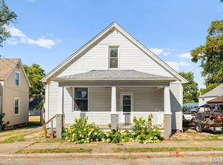 907 S Jackson St, Belleville, IL