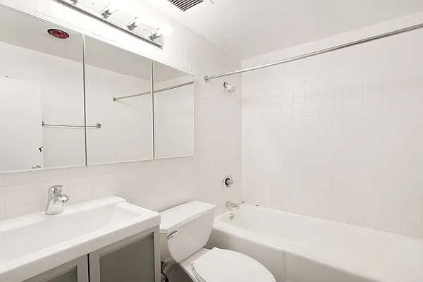 Rented by Zumper Inc | media 27