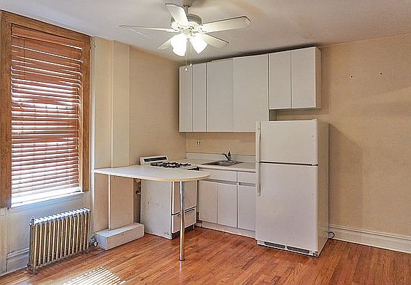 3rd image of 31 Tiemann Pl APT 8